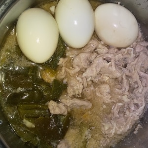 豚肉とゆで卵の煮物